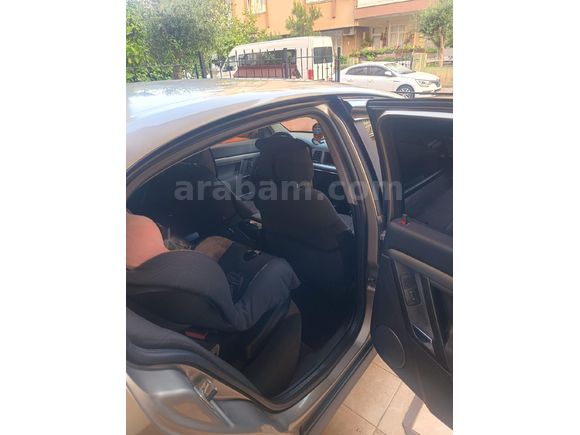 TÜRKİYE DE EN DÜŞÜK KM OPEL VECTRA  1.6 Comfort 2004 Model