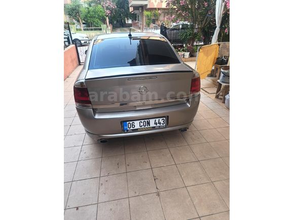 TÜRKİYE DE EN DÜŞÜK KM OPEL VECTRA  1.6 Comfort 2004 Model