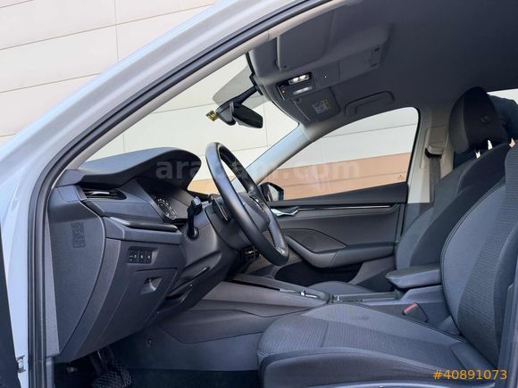 2021 SKODA OCTAVİA 1.5 TSİ E-TEC OTOMATİK VİTES HATASIZ 74 BİNDE