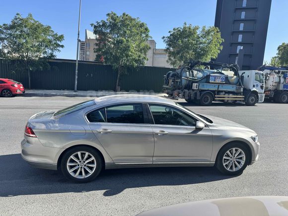 Sahibinden Volkswagen Passat 1.6 TDi BlueMotion Comfortline 2014 Model İstanbul 25.000 km Bej