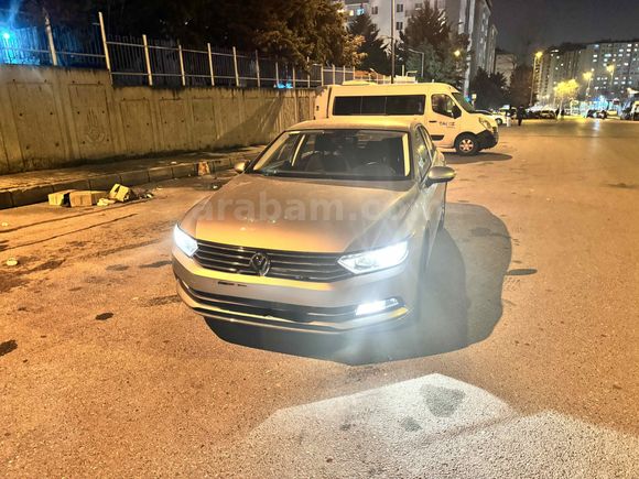 Sahibinden Volkswagen Passat 1.6 TDi BlueMotion Comfortline 2014 Model İstanbul 25.000 km Bej