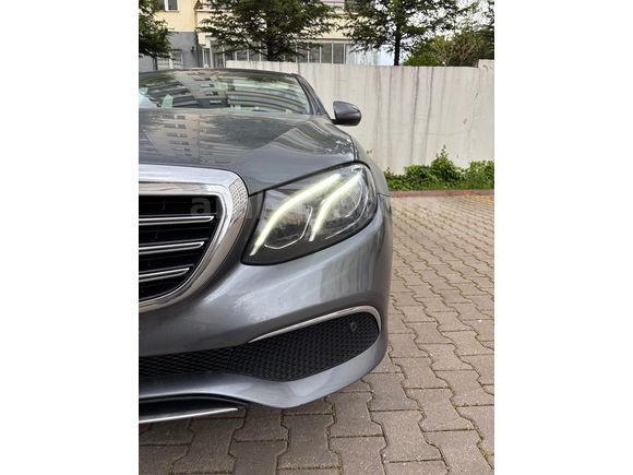 SAHİBİNDEN TERTEMİZ MASRAFSIZ TRAMERSİZ E200 MERCEDES