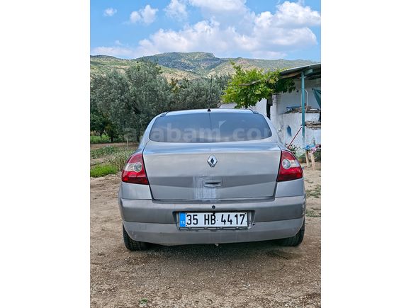 Sahibinden Renault Megane 1.6 Dynamique 2004 Model