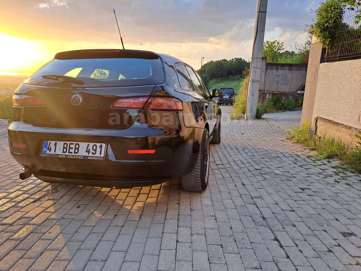 Sahibinden Alfa Romeo 159 1.9 JTD Distinctive 2007 Model Kocaeli 273.000 km Siyah 3