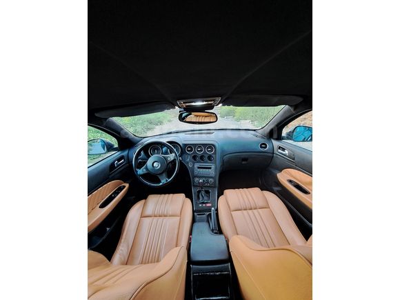 Sahibinden Alfa Romeo 159 1.9 JTD Distinctive 2007 Model  278.000 km Siyah