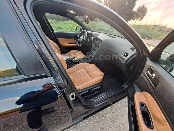 Sahibinden Alfa Romeo 159 1.9 JTD Distinctive 2007 Model  278.000 km Siyah