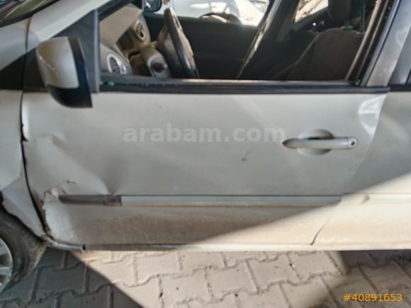 2012 Renault Clio HB HURDA BELGELİ