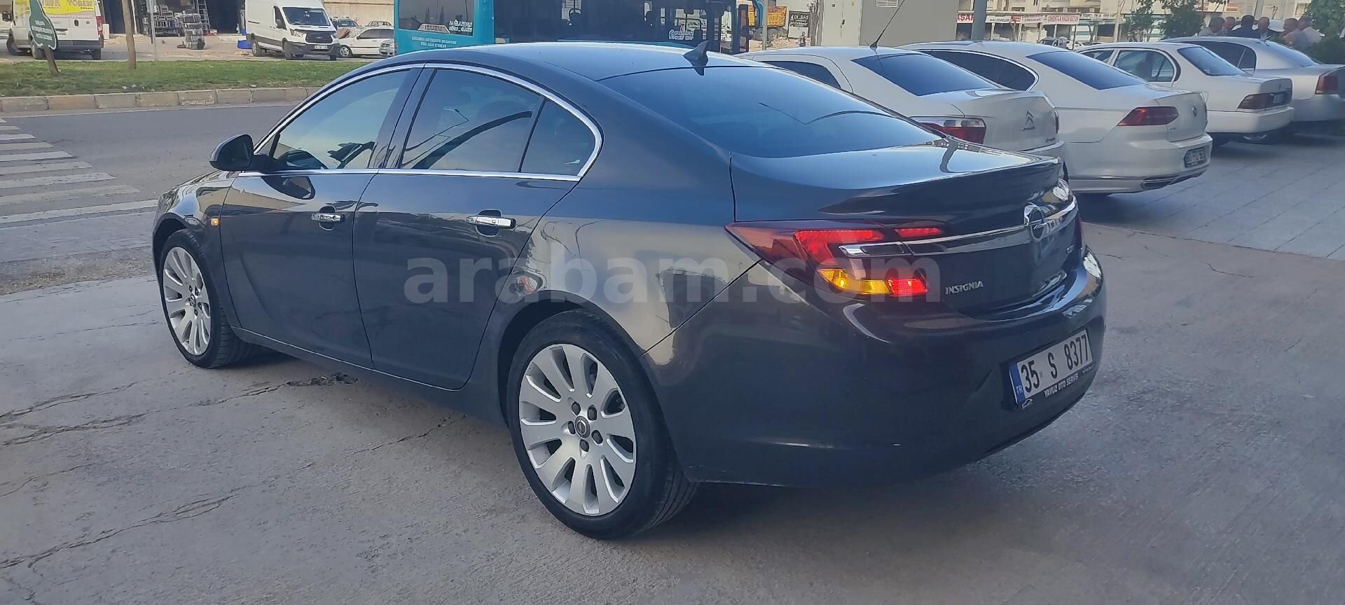 Galeriden Opel Insignia 1.6 CDTI Cosmo 2015 Model Şanlıurfa 246.216 km Gri 4