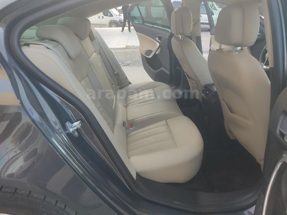 Galeriden Opel Insignia 1.6 CDTI Cosmo 2015 Model Şanlıurfa