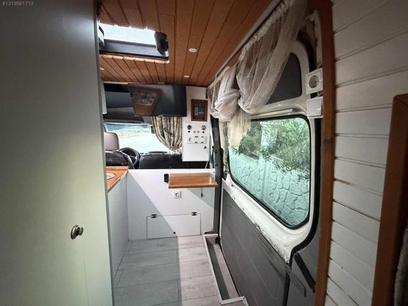 2007 MODEL CRAFTER EXTRA UZUN ŞASE YENİ MOTOR YAPILI KARAVAN