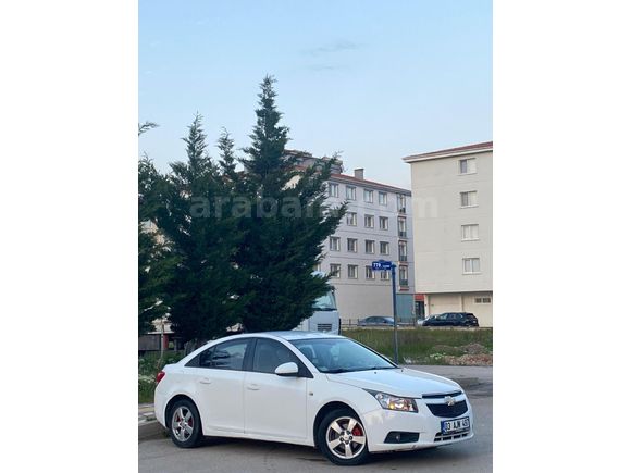 Otomatik vites Chevrolet Cruze 1.6 LT 2011