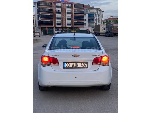 Otomatik vites Chevrolet Cruze 1.6 LT 2011
