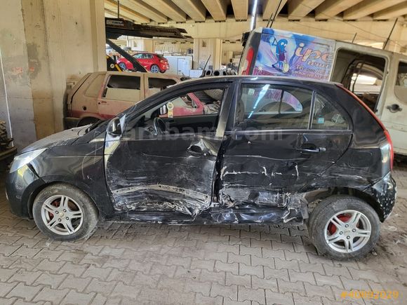 2011 Tata VİSTA 1.3 CRDİ QUADRAJET
