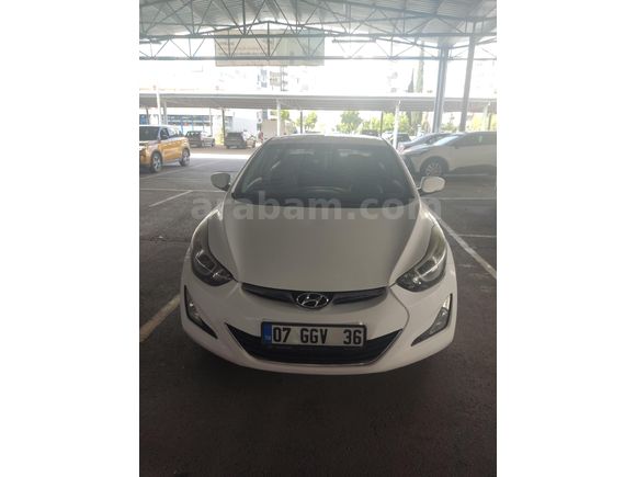 Sahibinden Hyundai Elantra 1.6 CRDi Style 2014 Model  254.000 km Beyaz
