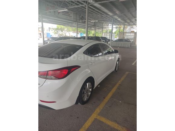 Sahibinden Hyundai Elantra 1.6 CRDi Style 2014 Model  254.000 km Beyaz
