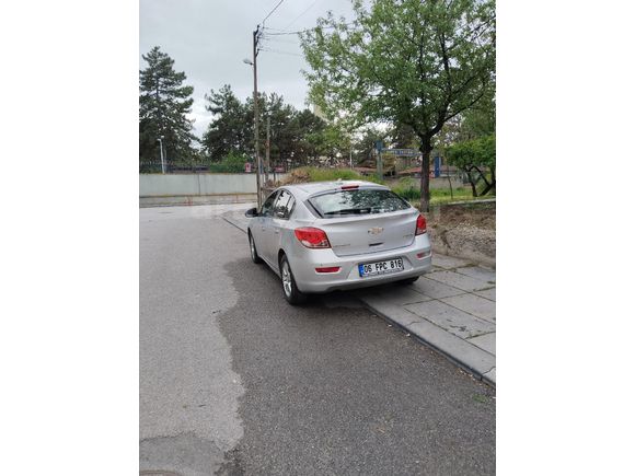 Memurdan Chevrolet Cruze 1.6 LT 2012 Model