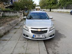 Memurdan Chevrolet Cruze 1.6 LT 2012 Model