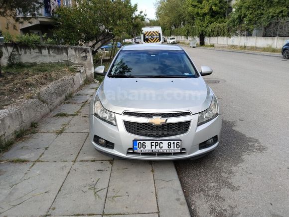 Memurdan Chevrolet Cruze 1.6 LT 2012 Model