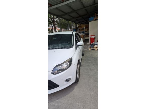 Sahibinden Ford Focus 1.6 TDCİ Titanium  smart 2012 Model Denizli  Beyaz