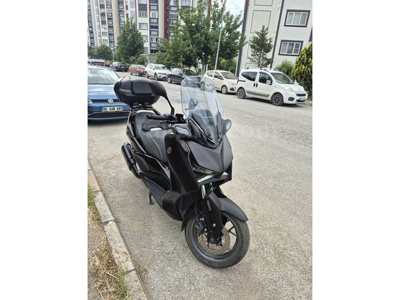 Sahibinden  çizik dahi yok yetkili servis bakımlı terTemiz Yamaha X-Max 250 Tech Max 