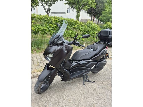 Sahibinden  çizik dahi yok yetkili servis bakımlı terTemiz Yamaha X-Max 250 Tech Max 