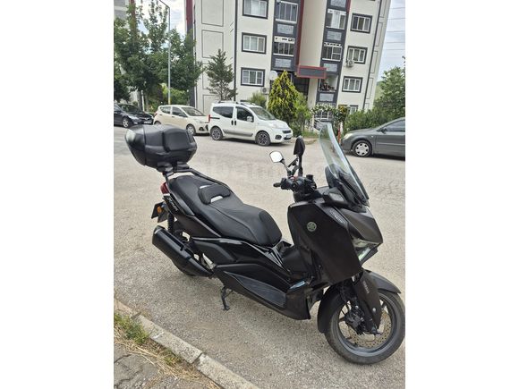 Sahibinden  çizik dahi yok yetkili servis bakımlı terTemiz Yamaha X-Max 250 Tech Max 