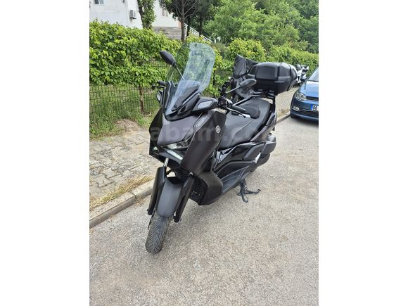 Sahibinden  çizik dahi yok yetkili servis bakımlı terTemiz Yamaha X-Max 250 Tech Max 
