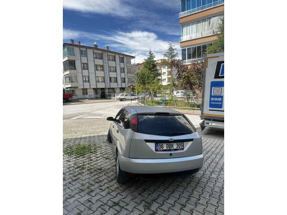 Sahibinden Ford Focus 1.6 Ambiente 2000 Model 
