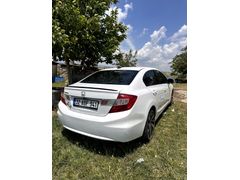 Sahibinden Honda Civic 1.6i VTEC Eco Dream 2013 Model