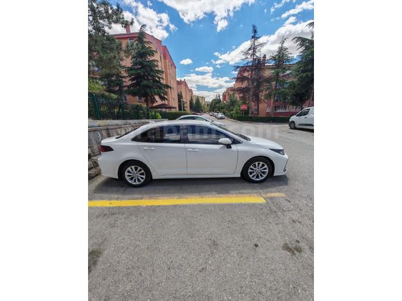 Sahibinden Toyota Corolla 1.5 Dream 2023 Model