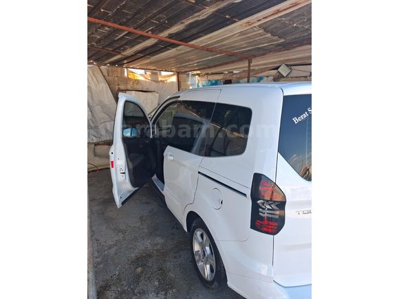 Sahibinden Ford Tourneo Courier 1.6 TDCi Deluxe 2017 Model