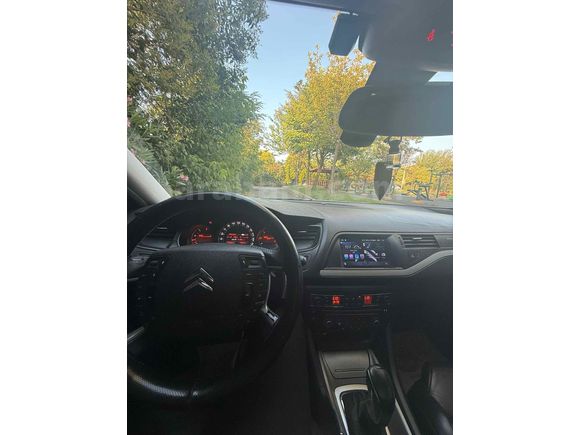 En full paket  C5 1.6 e-HDi Executive 2012 Model 