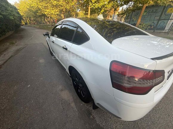 En full paket  C5 1.6 e-HDi Executive 2012 Model 