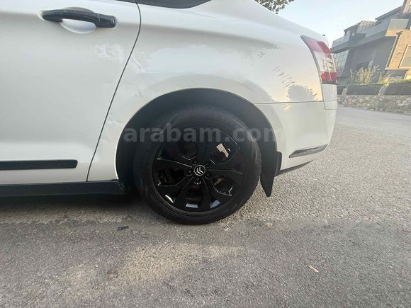 En full paket  C5 1.6 e-HDi Executive 2012 Model 