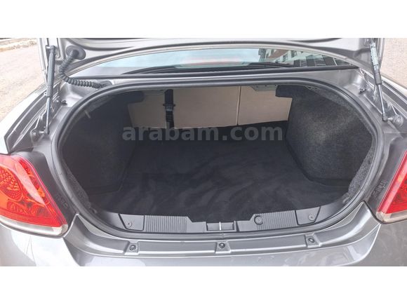 Sahibinden Fiat Linea 1.6 Multijet Lounge 2014 Model  159.000 km Gri (Gümüş)