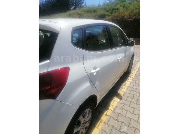 Sahibinden Kia Venga 1.4 CRDi Active 2011 Model 6 ileri manuel 