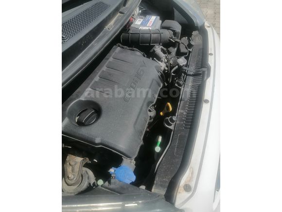 Sahibinden Kia Venga 1.4 CRDi Active 2011 Model 6 ileri manuel 