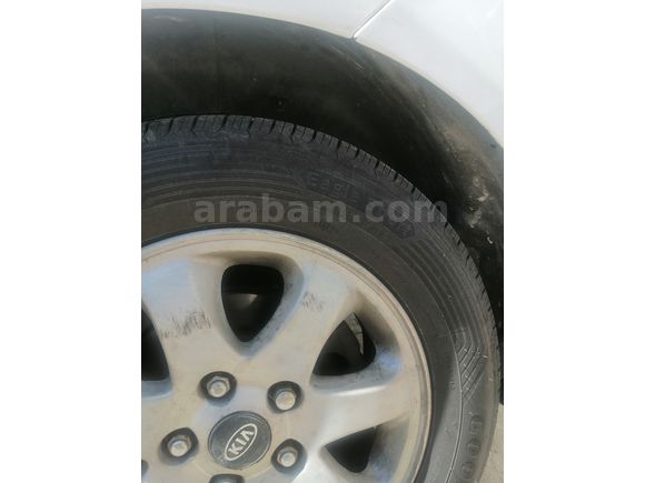 Sahibinden Kia Venga 1.4 CRDi Active 2011 Model 6 ileri manuel 