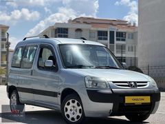 YST OTOMOTİV'DEN PEUGEOT PARTNER 185.000 KM İLK ELDEN