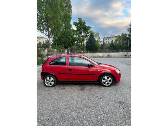 red corsa acil