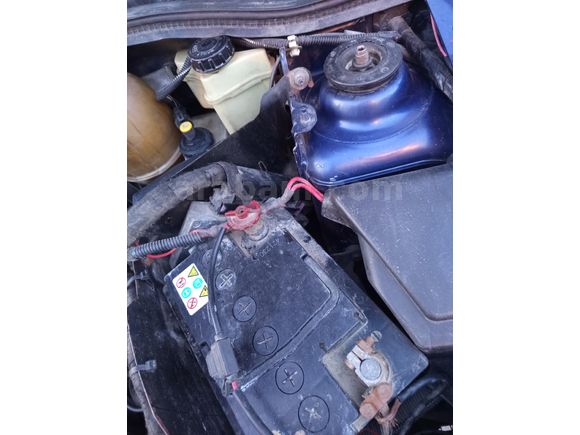 Sahibinden Renault Clio 1.4 RNA 2000 Model