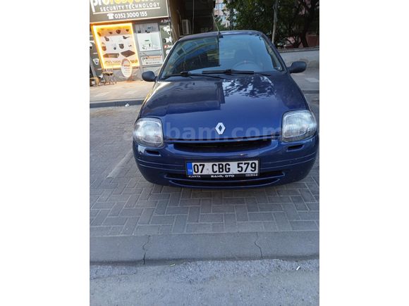 Sahibinden Renault Clio 1.4 RNA 2000 Model