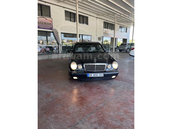 Galeriden Mercedes - Benz E 230 Elegance 1996 Model Manisa