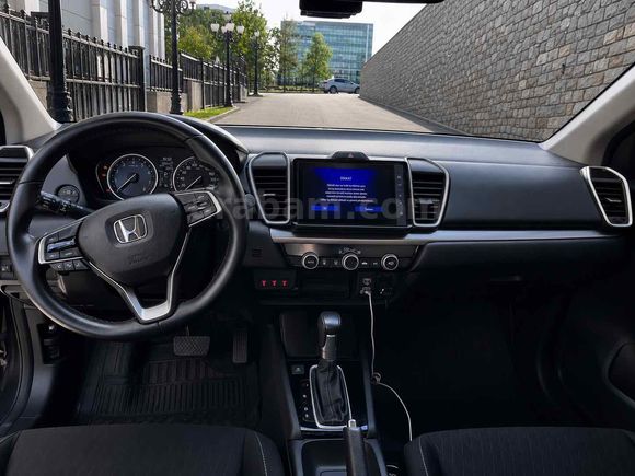Sahibinden Honda City 1.5 i-VTEC Executive 2024 Model 