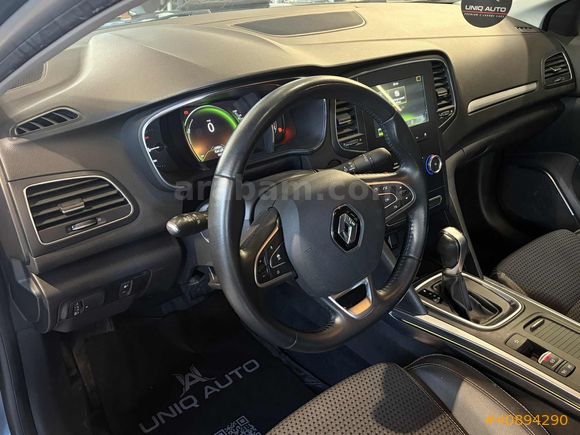 | UNIQ AUTO | 2019 RENAULT MEGANE 1.2TCE ICON OTOMATIK BYSZ