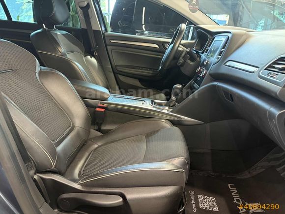 | UNIQ AUTO | 2019 RENAULT MEGANE 1.2TCE ICON OTOMATIK BYSZ