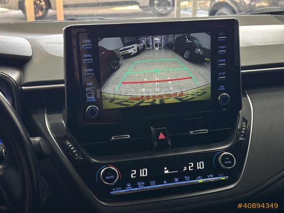 2022 TOYOTA COROLLA 1.8 HYBRİD DREAM E-CVT