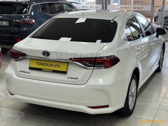 2022 TOYOTA COROLLA 1.8 HYBRİD DREAM E-CVT