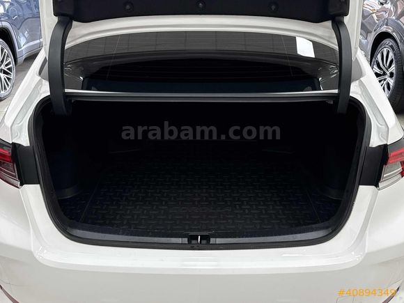 2022 TOYOTA COROLLA 1.8 HYBRİD DREAM E-CVT