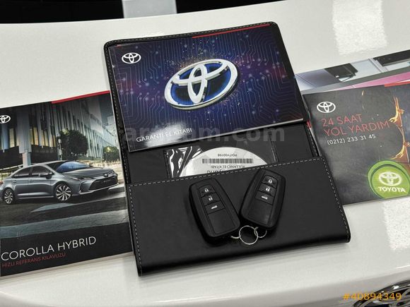 2022 TOYOTA COROLLA 1.8 HYBRİD DREAM E-CVT